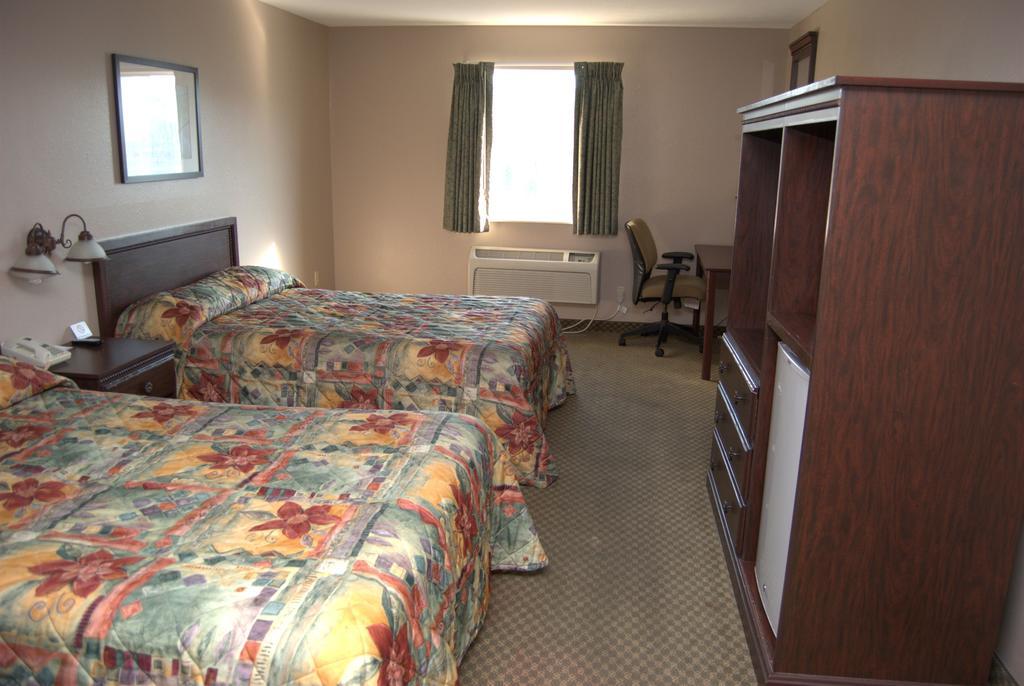 Double Room - Non-Smoking,435000525:JPEG