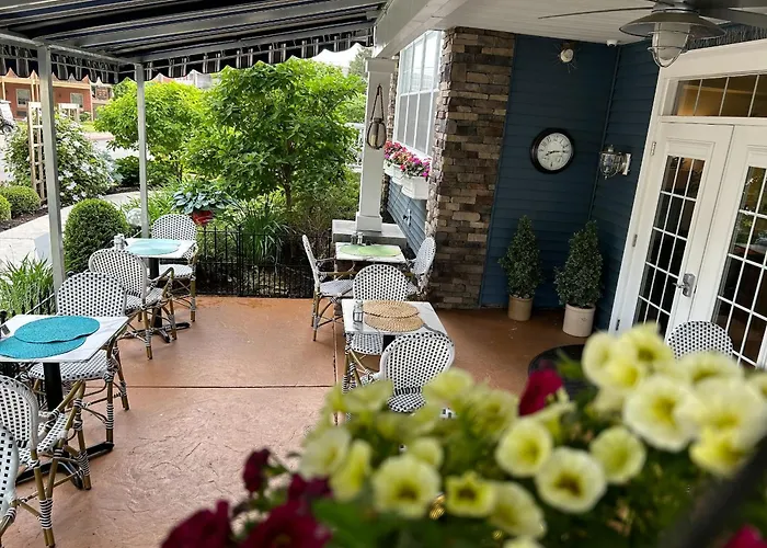 Anchor Inn Boutique Hotel Put-in-Bay